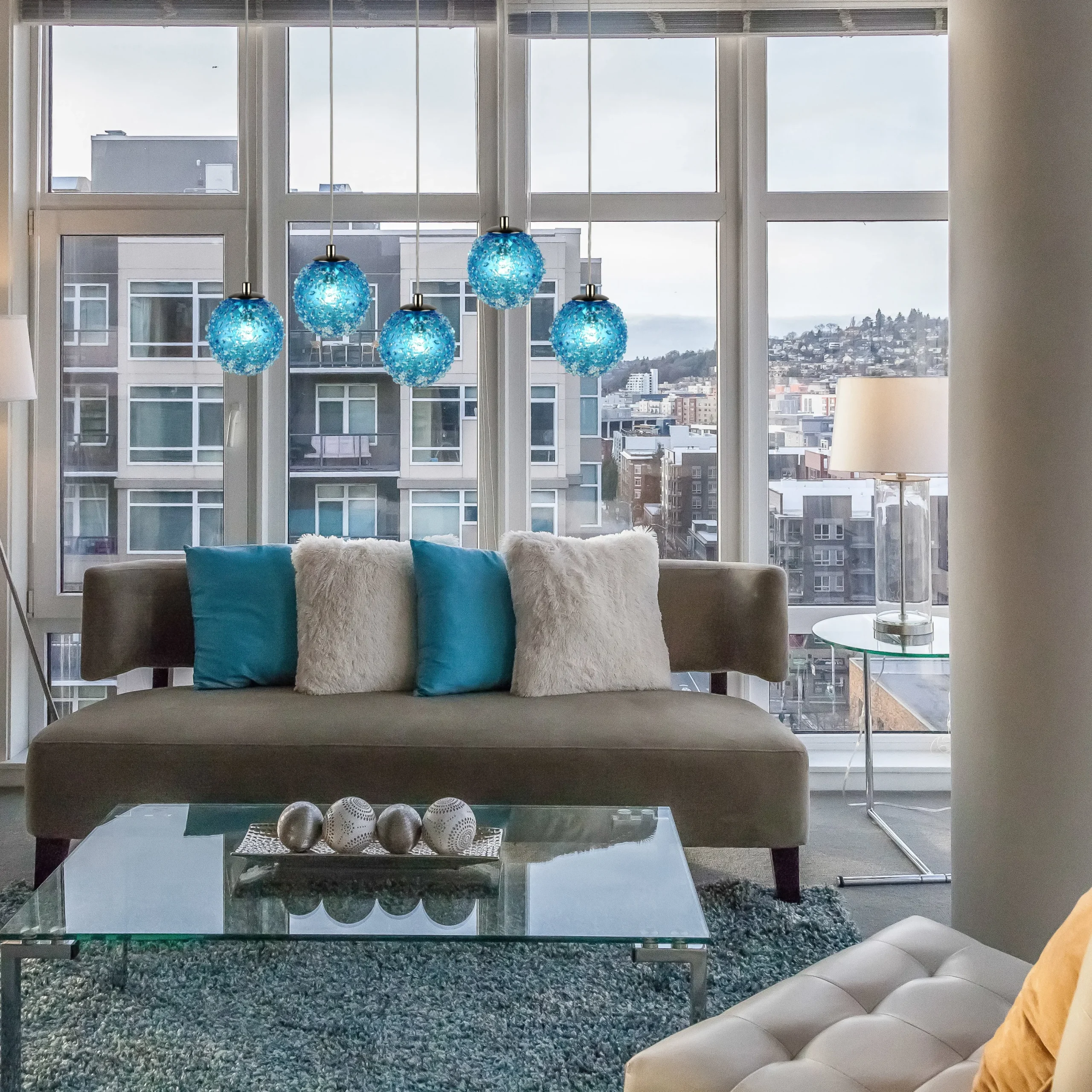 Viz Glass CH-D2SBA-5L Cosmopolitan Chandelier Aqua Snowball