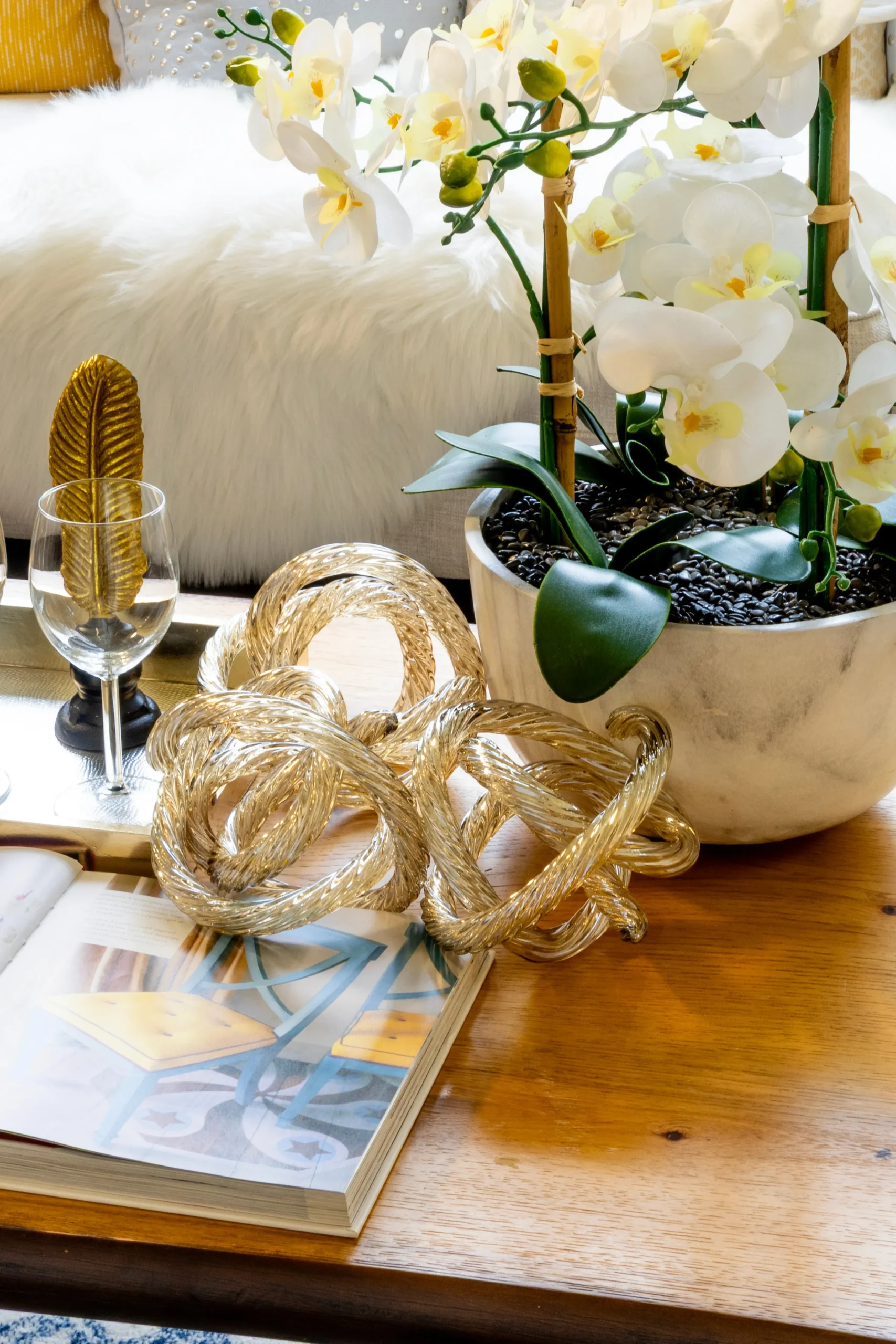 Viz Glass Infinity Knots, Champagne: Handblown Glass Sculpture (Item# CH-CH)